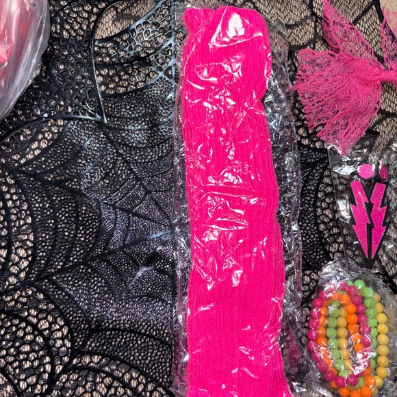 NWOT 80s Pink Accessories Women Lace Headband Earrings, Leg Covers, Bracelets - Picture 5 of 12